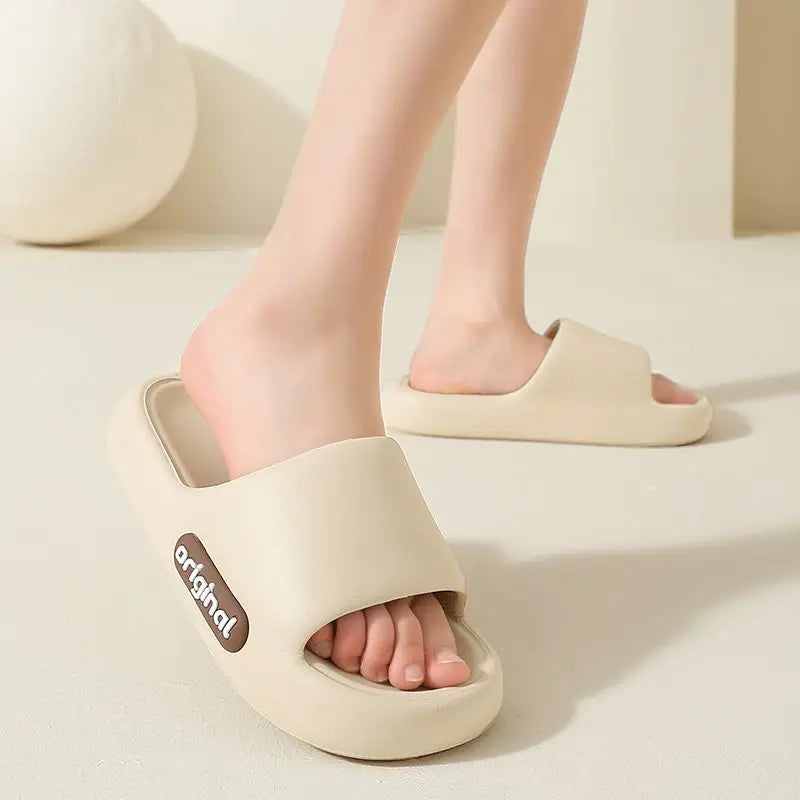 2025 Summer Platform Cloud Slippers Women Comfy Solid Color Soft Sole EVA Pillow Slides Woman Couple Non Slip Beach Flip Flops